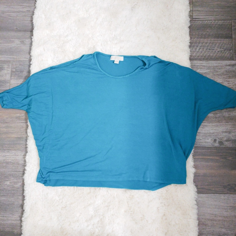 3/$20 Michael Kors turquoise XS shirt 🐋